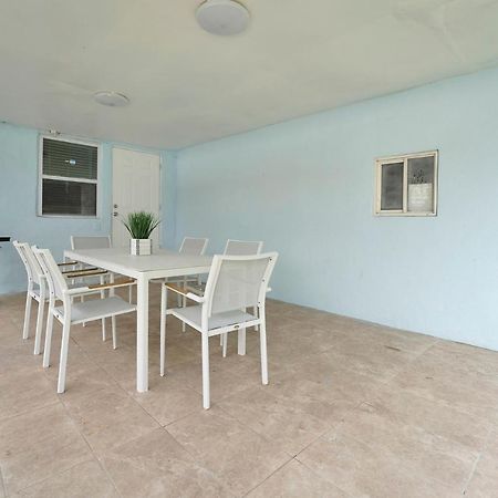 Very Modern Buena Vista Gem Near Wynwood Villa Miami Exterior photo